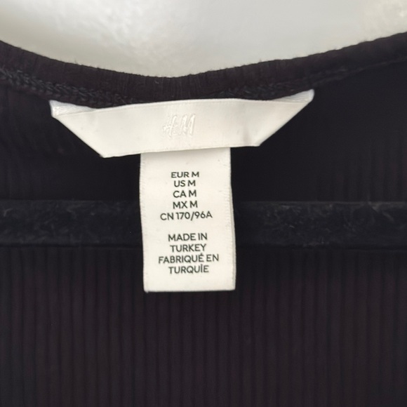 H&M Cropped Ribbed Tee - Picture 5 of 9